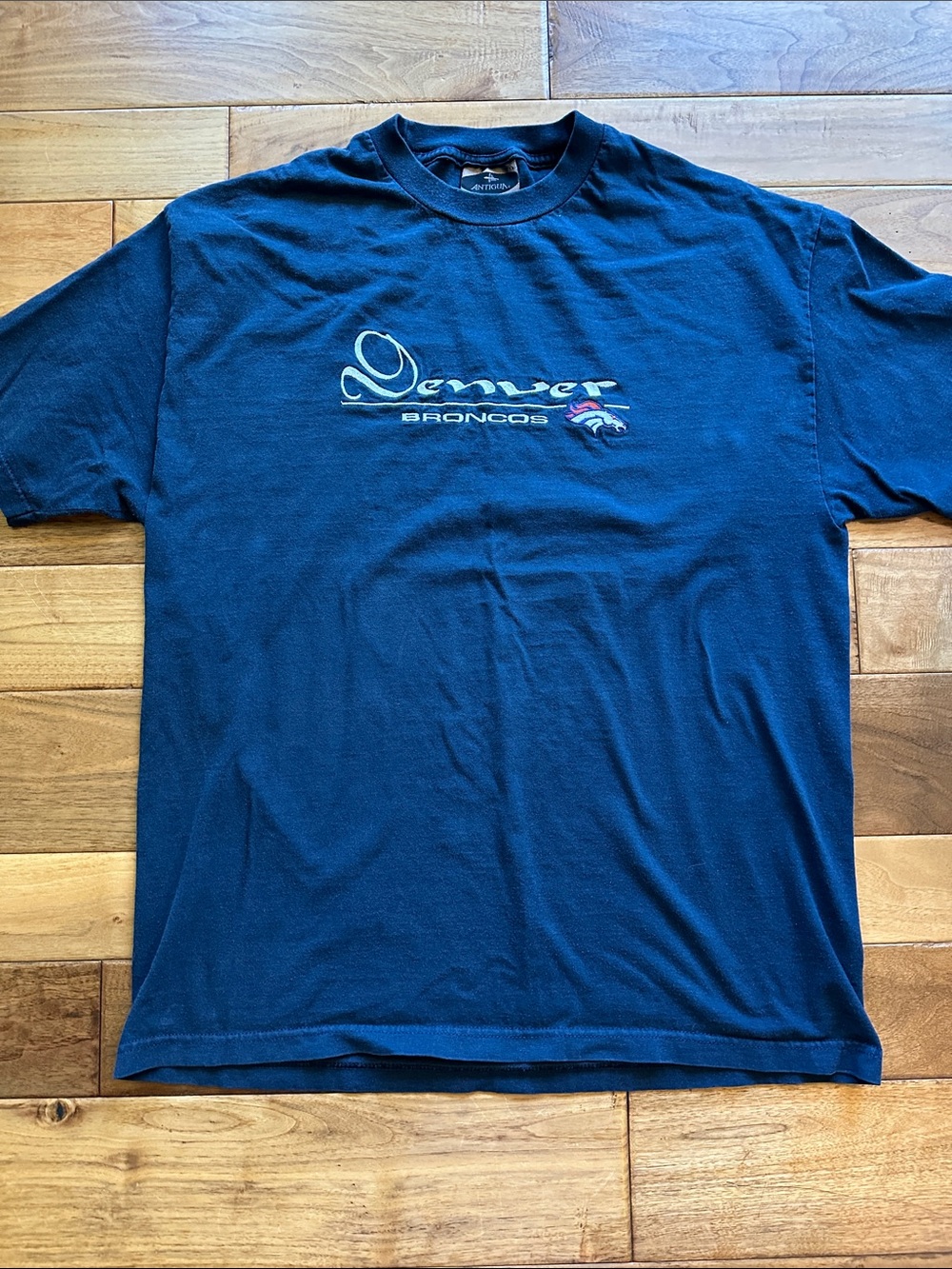 Vtg Denver Broncos all embroidered design T Sz xl